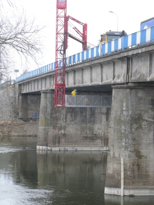 Badania defektoskopowe belek kablobetonowych mostu przez rzekę Wartę w ciągu drogi wojewódzkiej nr 160 w m. Międzychód, 2013